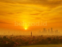 Fenomena “Langit Emas” Muncul di Indonesia, Warganet Heboh Abadikan Momen Langka