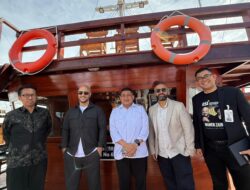 Maher Zain Terpukau Keindahan Makassar, Naik Phinisi Bareng Wali Kota Jelang Konser