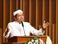 Dedi Mulyadi Beri Dana Kompensasi ke 9.300 Warga Bogor yang Terdampak Tambang