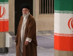 AS dan Israel Serang Iran, Pemimpin Tertinggi Ali Khamenei Tewas