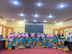 Tanamkan Literasi Digital Sejak Dini, TK Kemala Bhayangkari 16 Bantaeng Outing Class ke Dinas Kominfo Bantaeng